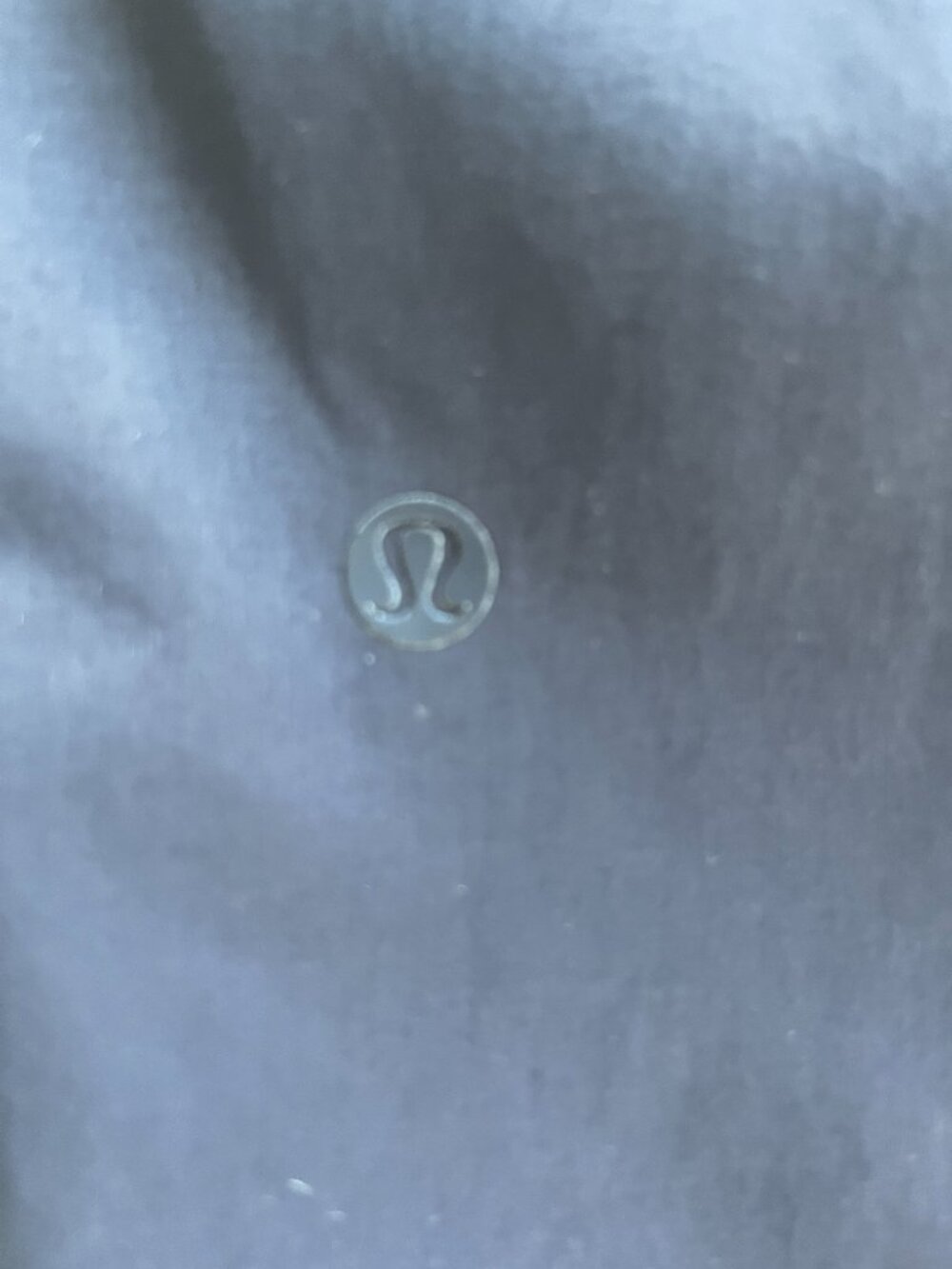 Lululemon Rebel Rain Coat, Size 4 - Picture 6 of 7